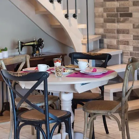 Marifenia Apartament *